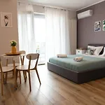 Apartman Epic - Parcare Gratuita Mamaia